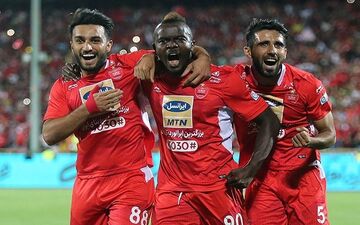 خلاصه و حواشی دیدار پرسپولیس و فولاد خوزستان
