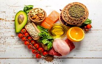 کاهش خطر بیماری قلبی با این ۶ گروه خوراکی
