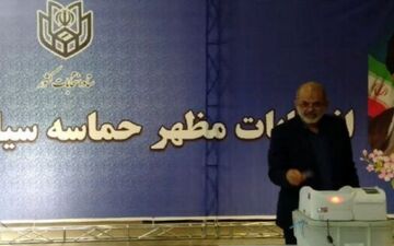 وزیر کشور به پای صندوق رأی رفت

