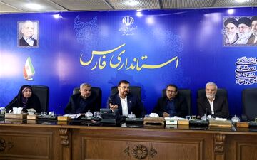 مترو رایگان برای مادران باردار در شیراز/حمایت از درمان ناباروری 