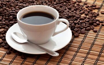 قهوه صبحگاهی خطرناک‌تر از آنچه فکر می‌کنید؛ چرا نباید با شکم خالی قهوه بنوشید؟