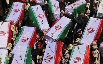 پیکر پاک و مطهر 64 شهید از طریق مرز شلمچه وارد کشور می‌شود