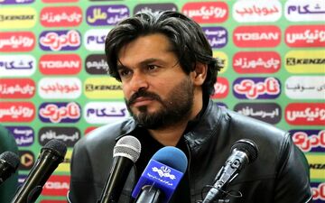 دقیقی: در دیدار قبلی اشتباه کردم من به فکر بازی با استقلال بودم