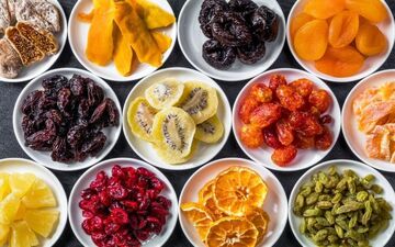 خشک کردن میوه برای پذیرایی عید | آموزش مرحله‌ای خشک کردن میوه‌ها