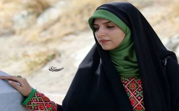 مجری محجبه تلویزیون (مژده لواسانی) اسب سوار می شود ! / عکس لاکچری و زیبا!