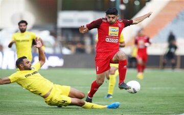 مهدی ترابی پیراهن العربی را تن زد