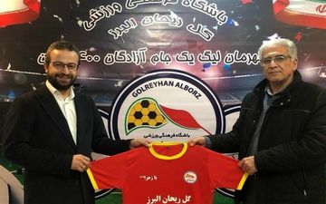 اصغر مازیار سرمربی گل ریحان البرز شد 