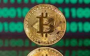 قیمت بیت‌کوین و اتریوم امروز جمعه ۱۲ دی 1404/افزایش قیمت بیت‌کوین
