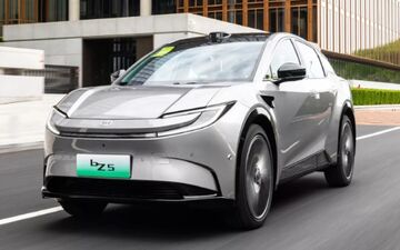 فروش تویوتا BZ5 مدل 2026 با قیمت قطعی در شهریور 1405 آغاز می‌شود