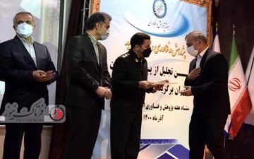 گزارش تصویری/ تجلیل از پژوهشگران و فناوران برگزیده استان کرمانشاه در هفته پژوهش