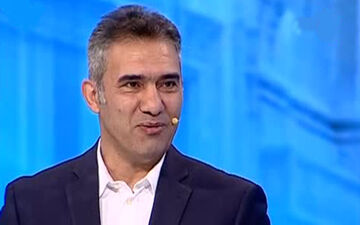احمدرضا عابدزاده؛ استقلالی هستی یا پرسپولیسی؟!