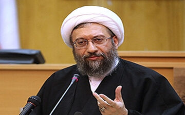 واکنش آیت الله آملی لاریجانی به اخلال در بازار + فیلم