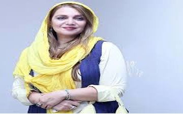 تیپ و ژست جالب الهام پاوه نژاد در میان دوستانش (عکس)