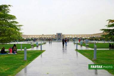 میدان نقش جهان اصفهان- باران