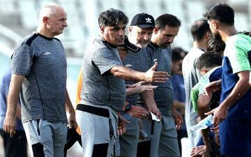آماده سورپرایز آبی پوشان باشید