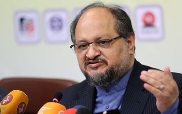 شریعتمداری: نه قهری وجود دارد نه خستگی

