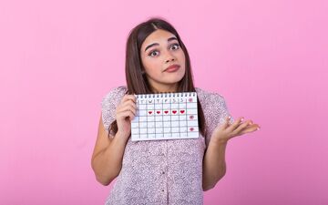 عادت ماهانه با این نشانه‌ها از راه می‌رسد