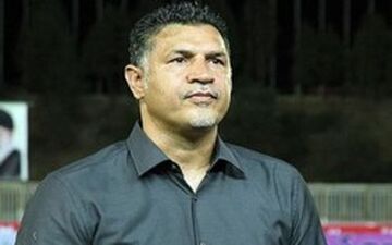 آغاز خانه سازی در مناطق زلزله زده توسط علی دایی+فیلم