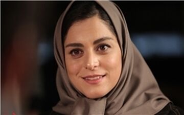  نیویورک گردی "نیکی کریمی" و "غزل شاکری"