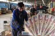 تشکیل کمیته مزد برای بازنگری دستمزد کارگران در نیمه دوم سال