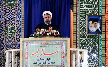 امام جمعه کرمان:  مهم‌ترین مؤلفه در گام دوم انقلاب ایستادگی و مقابله با استکبار است