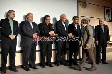 تجلیل از صادر کنندگان برتر استان کرمانشاه به روایت تصویر