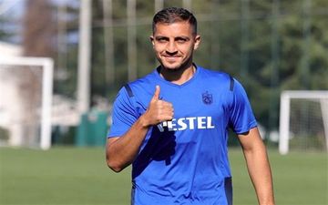 ۷ باشگاه به دنبال جذب مجید حسینی 