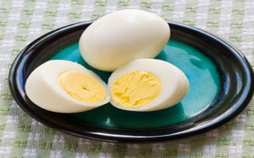 زنان باردار حتما این مواد خوراکی را بخورند