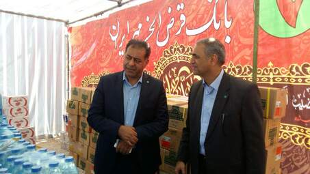 بازدید میدانی مدیرعامل بانک قرض الحسنه مهر ایران و  توزیع  اقلام مورد نیاز در بین مردم سرپل ذهاب +تصاویر
