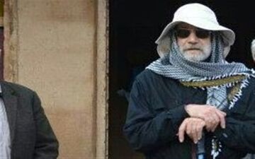 چهره رئیس مجلس در قاب یک گردشگر