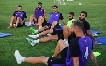 بازگشت چراغ خاموش مدافع استقلال به تمرینات

