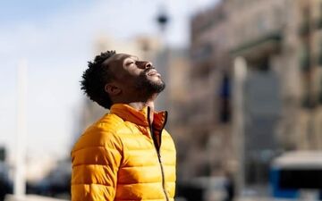 نفس کشیدنی که باعث نابودی رابطه زناشویی‌تان می‌شود! 