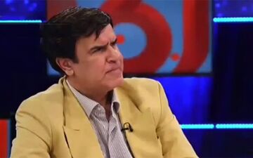 حمله گزارشگر جنجالی به کی‌روش و فدراسیون؛ این آقا چیزی از فوتبال نمی‌فهمد/ معلوم است کی‌روش بخور بخواب در ایران را قبول می‌کند