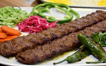 طعم جدید کباب کوبیده با دل مرغ: دو روش پخت آسان برای یک تجربه متفاوت!