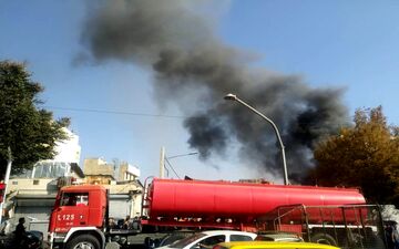 حریق گسترده در بازار مولوی