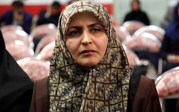 حامیان رییسی زن را شهروند درجه دو می‌دانند/ با رسمیت دادن به ازدواج موقت خانواده را متزلزل کردند