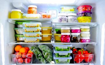 فریز کردن این غذاها ممنوع است!