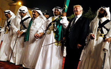 رقص شمشیر ترامپ با ملک سلمان + تصویر